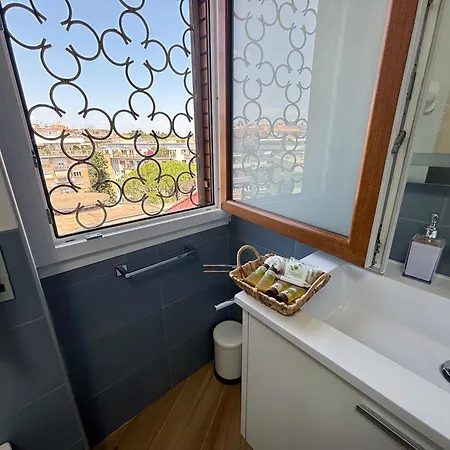 Last Floor Aurelio Vaticano Roma